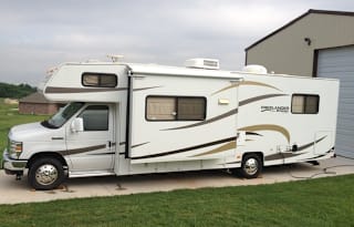 2010 Coachmen RV Freelander 30QB