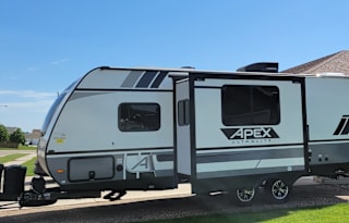 2022 Coachmen RV Apex Ultra-Lite 211RBS