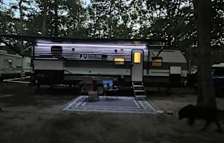 Jenna and Jordan’s Glamper Rental