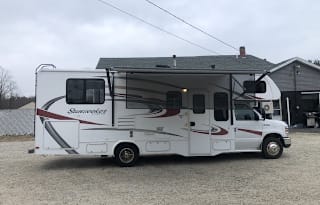 2016 Forest River RV Sunseeker 2650S Ford