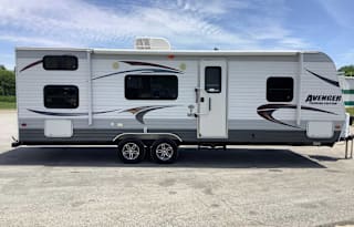 2013 Prime Time RV Avenger 26BH