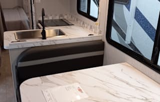 Family Friendly 2023 29’ Class C RV