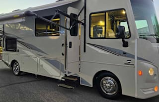 Winnebago Sunstar 29V