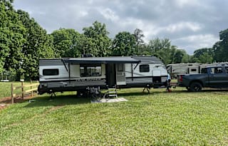 2022 Heartland Trail Runner 27RKS Carolina Skys