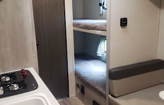 Super light bunkhouse - KZ Sportsmen Classic 180BH