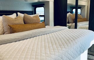 2 bedroom 2 bath + loft luxury retreat sleeps 6-8
