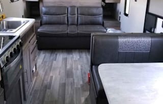 2020 CrossRoads RV Zinger Lite ZR229BH
