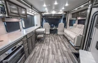 2022 CONVENIENT & EASY TO DRIVE RV!!! GEORGE TOWN