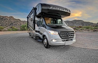 Ultimate Mercedes Couples Retreat on Wheels!