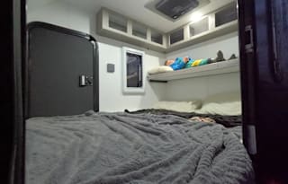 2024 Full Off Grid Camper - Easy to tow!!