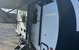 M and R RVs NEW Palomino real lite Rl189