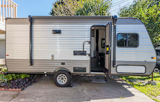 Family Friendly 2021 Jayco Jay Flight