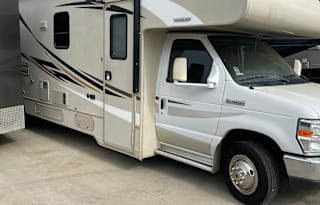 2016 Winnebago Minnie Winnie 31K