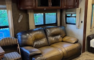 Beautiful Spacious Camper