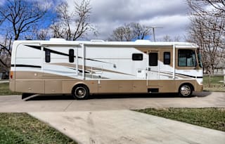 Holiday Rambler Admiral