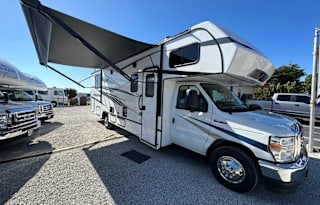 2024 Forest River RV Sunseeker LE 2850SLE, R1089