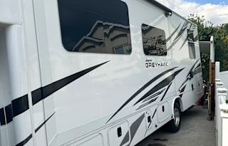 2024 Jayco Greyhawk 30Z