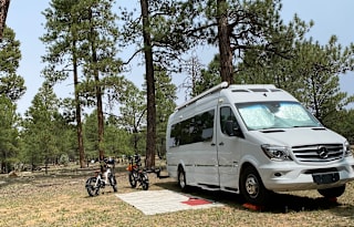 2017 Roadtrek Adventurous CS