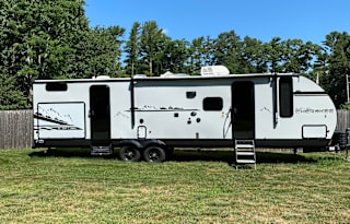 2021 Forest River Cherokee Black Label 294BH