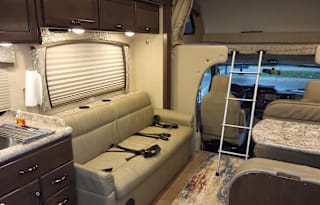 2019 Thor Motor Coach Chateau 30D Bunkhouse