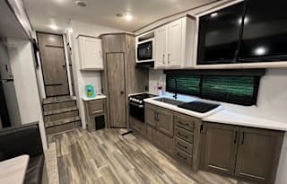 Modern Bunk House, Kid/Pet Approved