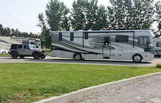 2015 Fleetwood RV excursion 35 E