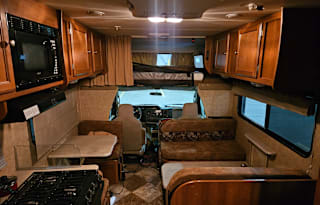 2014 Ford Coachmen Leprechaun