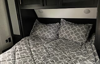 2022 Forest River RV Cherokee Grey Wolf 25RRT