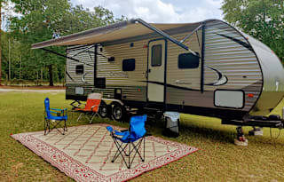 Renovated Vacation Ready Super Clean Delivery Only