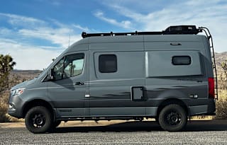 2023 Winnebago Revel / Mercedes Sprinter 4x4 Van