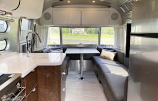Glamping in the DMV-'22 Airstream Globetrotter