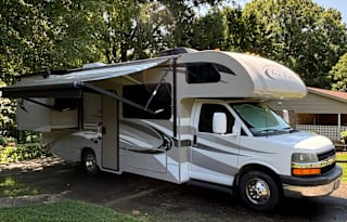 RB’s Pet Friendly RV