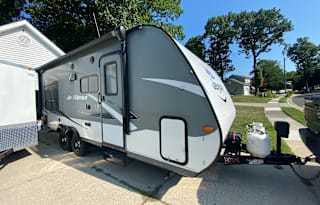 Lightweight 2016 jayco low tow capacity vehicles