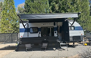 Wolfie: 2021 18ft Wolf Pup toy hauler