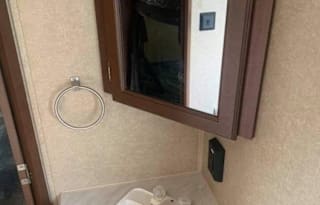 Family and Pet Friendly Jayco Camper Rental