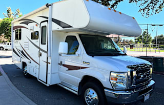 2012 Coachmen RV Freelander 21QB