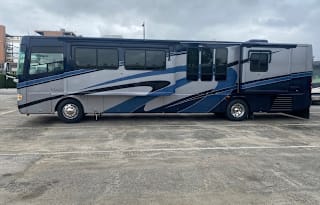 2005 Mandalay Luxury Division Mandalay Class A 43A