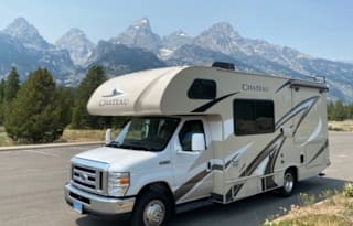 2019 Thor Motor Coach Chateau 22E