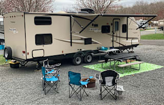 Quad Bunk Pet Friendly Coachmen RV Freedom Express 29SE