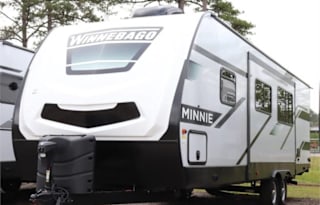 Sleep 9 in Style – 2023 Winnebago Trailer