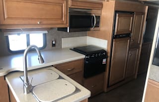 2015 ITASCA Sunstar 27N - FULLY STOCKED