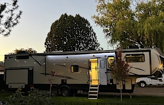 OutWest RV Rental Delivery & Set-up
