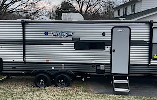 Bunkhouse family friendly camper.