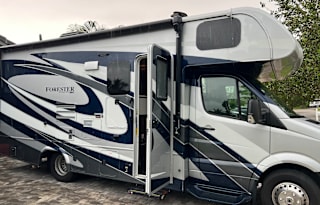 2018 Forest River RV Forester MBS 2401S