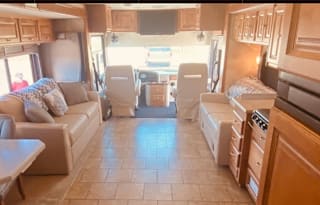 2010 Tiffin Motorhomes Allegro RED 36QSA
