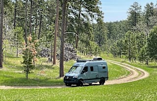 2022 Winnebago Revel 4X4