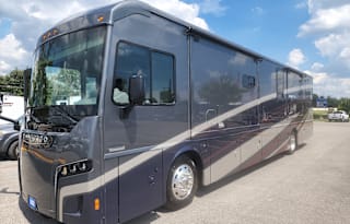 2019 Winnebago Forza 38W