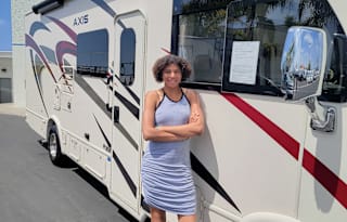 "Glam like New" 2021 Thor Axis. Free Parking