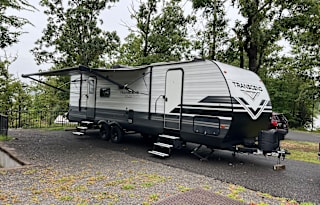 Darrell & Cari's House on wheels II