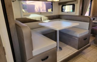 The Perfect Travel Trailer For You!   Lance 1995